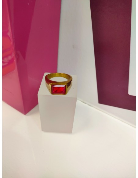 7-9-75667-1-Anillo acero dorado con piedra roja cuadrada T17