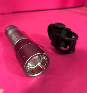 8-8-68669-1-Linterna Led Lenser B7.2 2