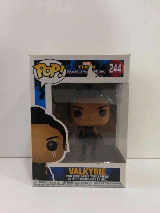 8-6-151189-1-Objetos Insólitos Funko Marvel Thor Valkyrie 244 Ragnarok
