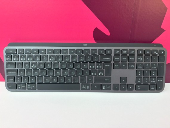 8-8-75691-1-Teclado Alfanumérico Logitech MX Keys Advanced