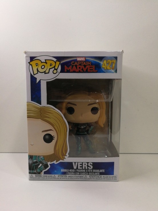 8-6-151159-1-Objetos Insólitos Funko Pop Capitana Marvel 427