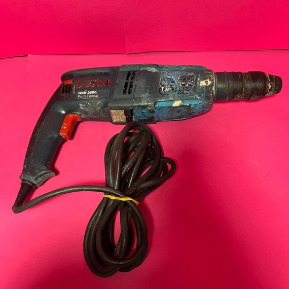8-8-67395-4-Taladro Electrico Bosch GBH 2600 (Sin Garantia)