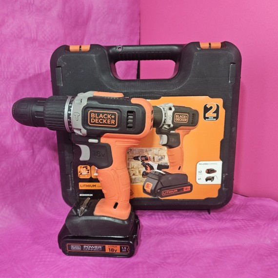 8-8-67152-1-Taladro A Bateria Black Decker BCD003C2K (sin Cargador)