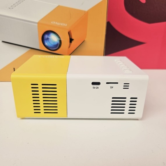 8-8-78408-5-Proyector VAMVO LED Projector VF200 (NUEVO)
