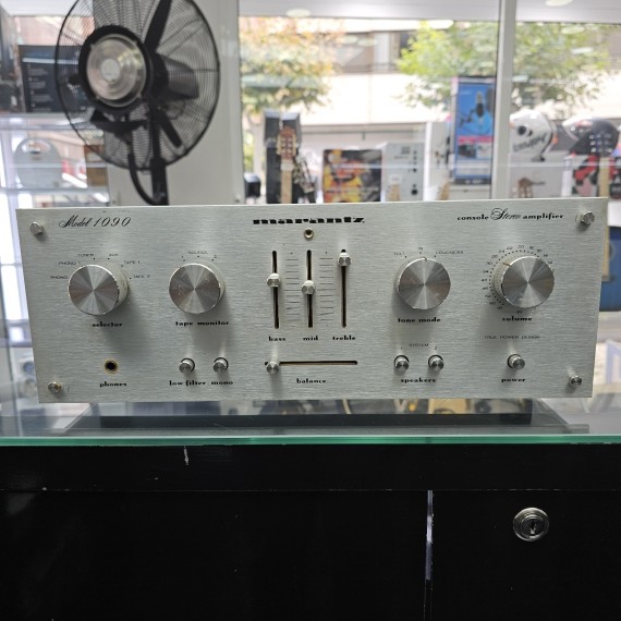 8-8-49332-1-Amplificador Marantz 1090