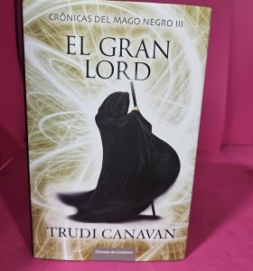 8-8-73131-1-Libro el gran lord (trudi canavan)