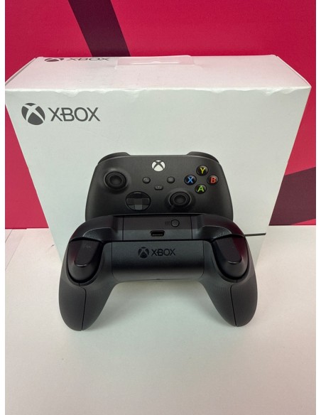 8-8-77377-3-Mando Xbox Series S