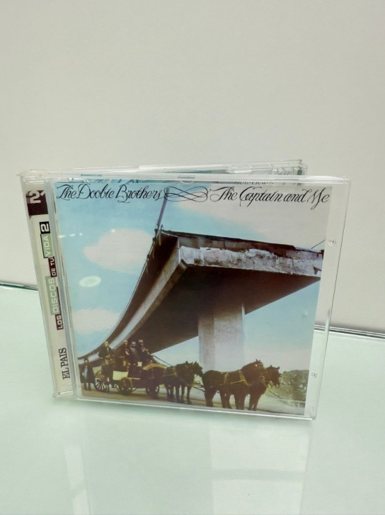 8-8-74381-1-CD THE DOOBIE BROTHERS