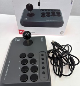 1-1-273618-1-Mando Nintendo Switch Fightin Stick Mini 2