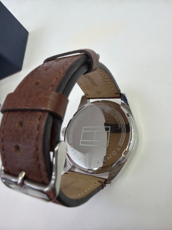 1-1-273598-3-Reloj Pulsera Caballero Tommy Hilfiger TH106