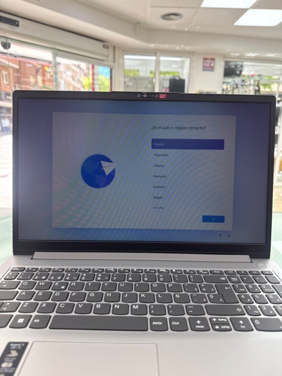 8-8-78607-2-Ordenador portátil Lenovo IdeaPad 1 15IJL7 Intel celeron N4500 8gb Ram 256gb SSD Windows 11 Home