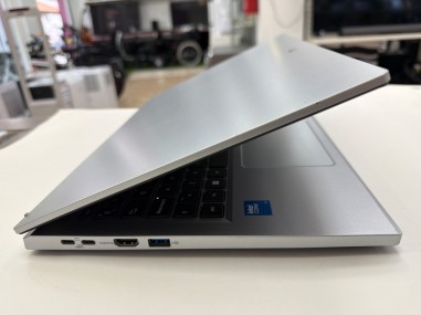 1-1-273591-6-Ordenador Portátil Acer Aspire Go 15 8ram 128Gb 