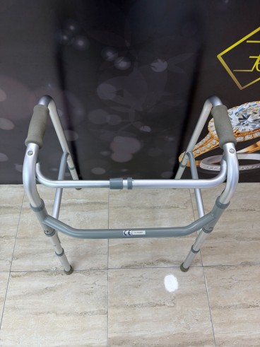 8-8-78636-2-Andador ortopedico de aluminio 