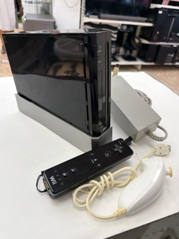 1-1-273788-1-Consola Wii Negra 