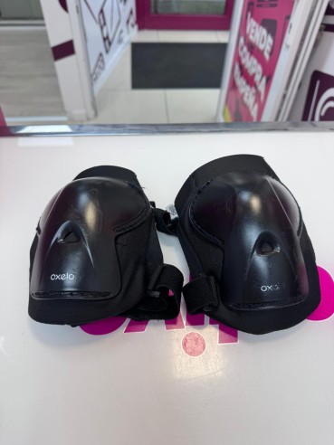 9-9-78113-2-Casco oxelo negro y protecciones 