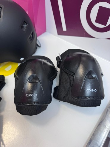 9-9-78113-3-Casco oxelo negro y protecciones 