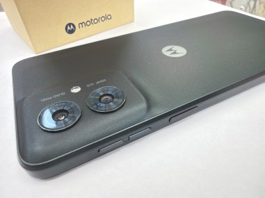 1-1-272442-3-Smartphone Motorola Moto 4 256Gb 3333