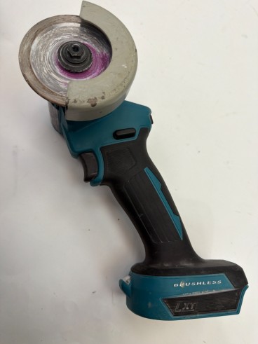 1-1-270051-1-Radial Miniatura Makita DMC300 