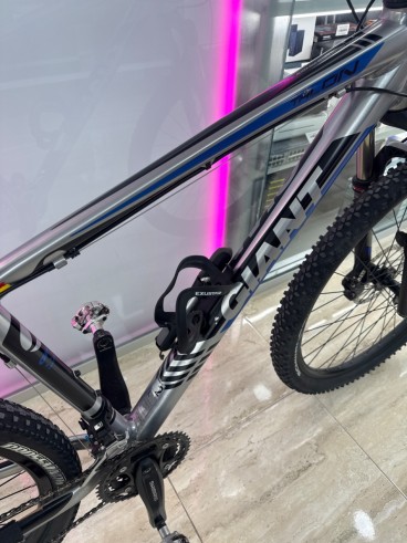 8-8-78781-6-Bicicleta Montana Giant Talon 2 (Talla L) 27,5