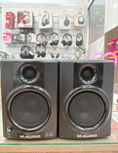 1-1-246093-1-Monitor Estudio M-AUDIO AV 40 Negros
