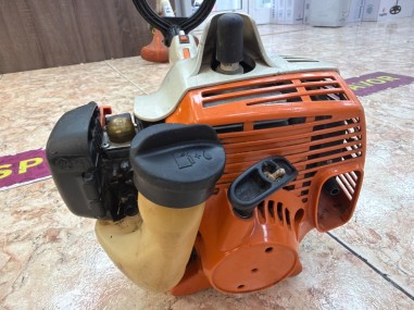1-1-272621-4-Desbrozadora Stihl FS 38