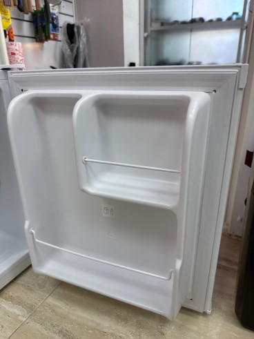 8-8-78821-4-Nevera Portatil Congelador Logik LTT40W23 Mini