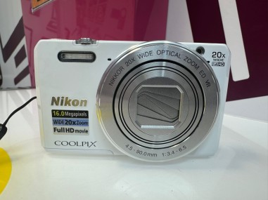 9-9-78338-2-Cámara digital compacta nikon coolpix S7000 16.0 megapixels wide 20xzom full hd movie 