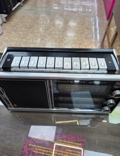 1-1-274353-1-Radio Multibanda Grundig Satellit 2000 2