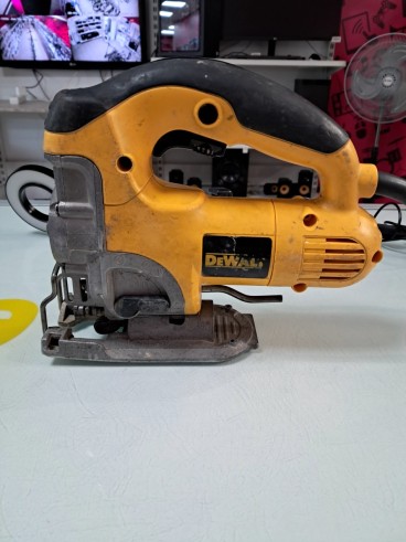 6-6-169004-1-Sierra Calar Dewalt Dw331k
