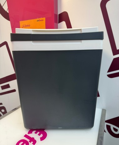 9-9-78137-1-Nevera Portatil norauto 227 30L