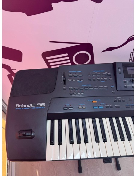 9-9-76667-4-Teclado Electrónico Roland E-96 Inteligent Keyboard 