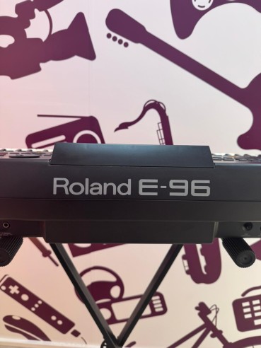 9-9-76667-5-Teclado Electrónico Roland E-96 Inteligent Keyboard 