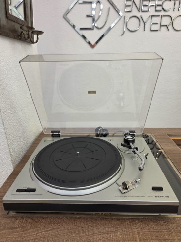 1-1-274833-1-Sonido Giradiscos Sanyo Tp 20