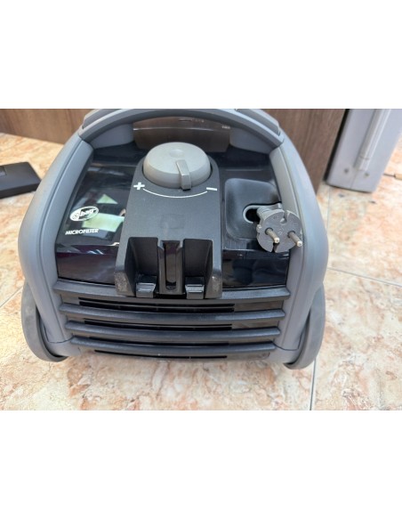 1-1-274866-4-Aspirador Trineo Aeg Pro P3 1800W Negro Gris
