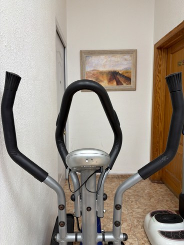 1-1-266468-6-Aerobic Y Fitness Top Life Hobby Be2100