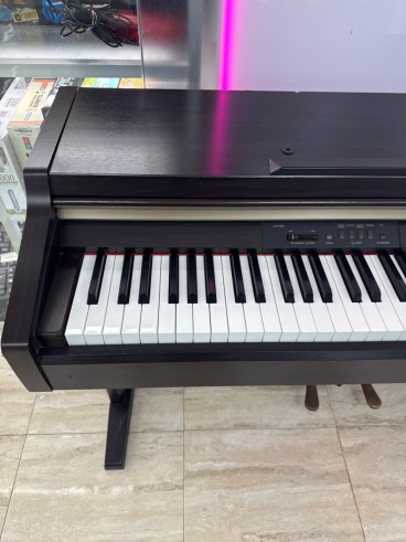 8-8-78995-3-Piano Yamaha Clavinova CLP-920