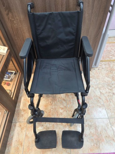 1-1-274374-1-Silla De Ruedas Orthos Negra