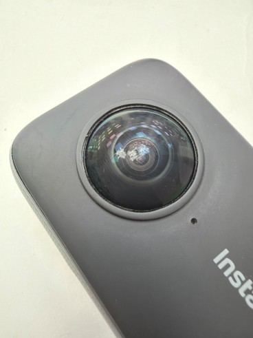 1-1-262561-6-Cámara Deportiva Camara Insta 360 One X2 