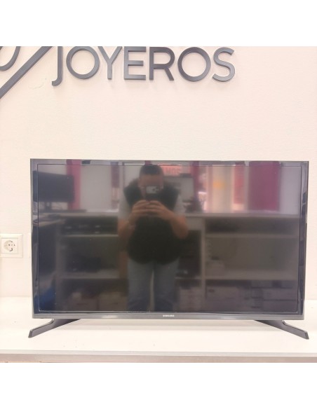 7-7-88701-1-Televisor LED Samsung UE32J4000AW