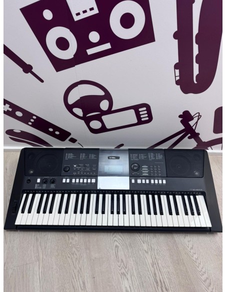 9-9-78527-1-Piano Yamaha Keyboard E423