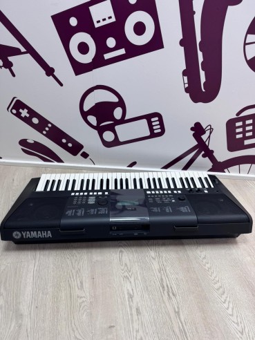 9-9-78527-5-Piano Yamaha Keyboard E423