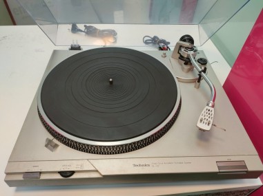 9-9-67099-4-Música Profesional Toca Discos Technics Sl-d2