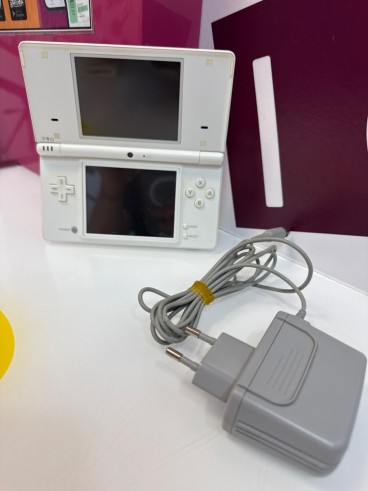 9-9-78641-1-Nintendo Ds TWL-001 (Eur)