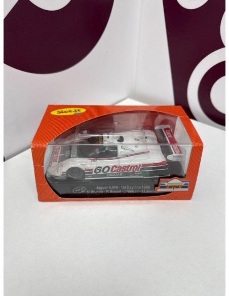 8-8-79260-1-Coche metal Slot It Jaguar XJR9 1st Daytona 1988