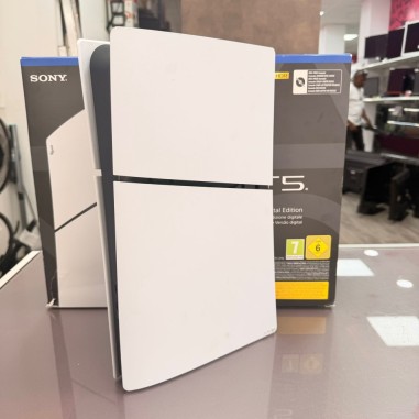 7-7-87656-3-Consola PS5 Slim Edicion Digital 825 GB