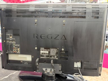7-1-275311-3-Televisor LCD Toshiba 32SL733