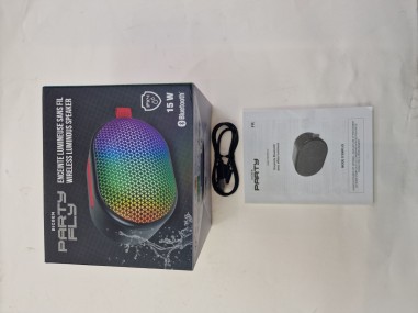 9-1-259652-2-Altavoces HiFi BigBen Party Fly
