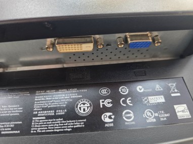 1-1-275785-2-Monitores LCD Phillips 231E1SB 