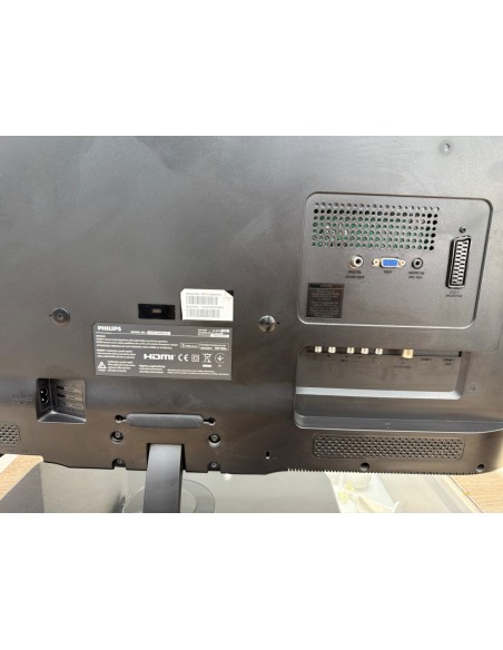 1-1-275983-3-Televisor LED Philips 32PFL5406H