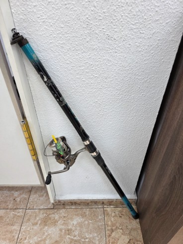 1-1-274245-1-Cana De Pescar Simple Capelan Carrete 